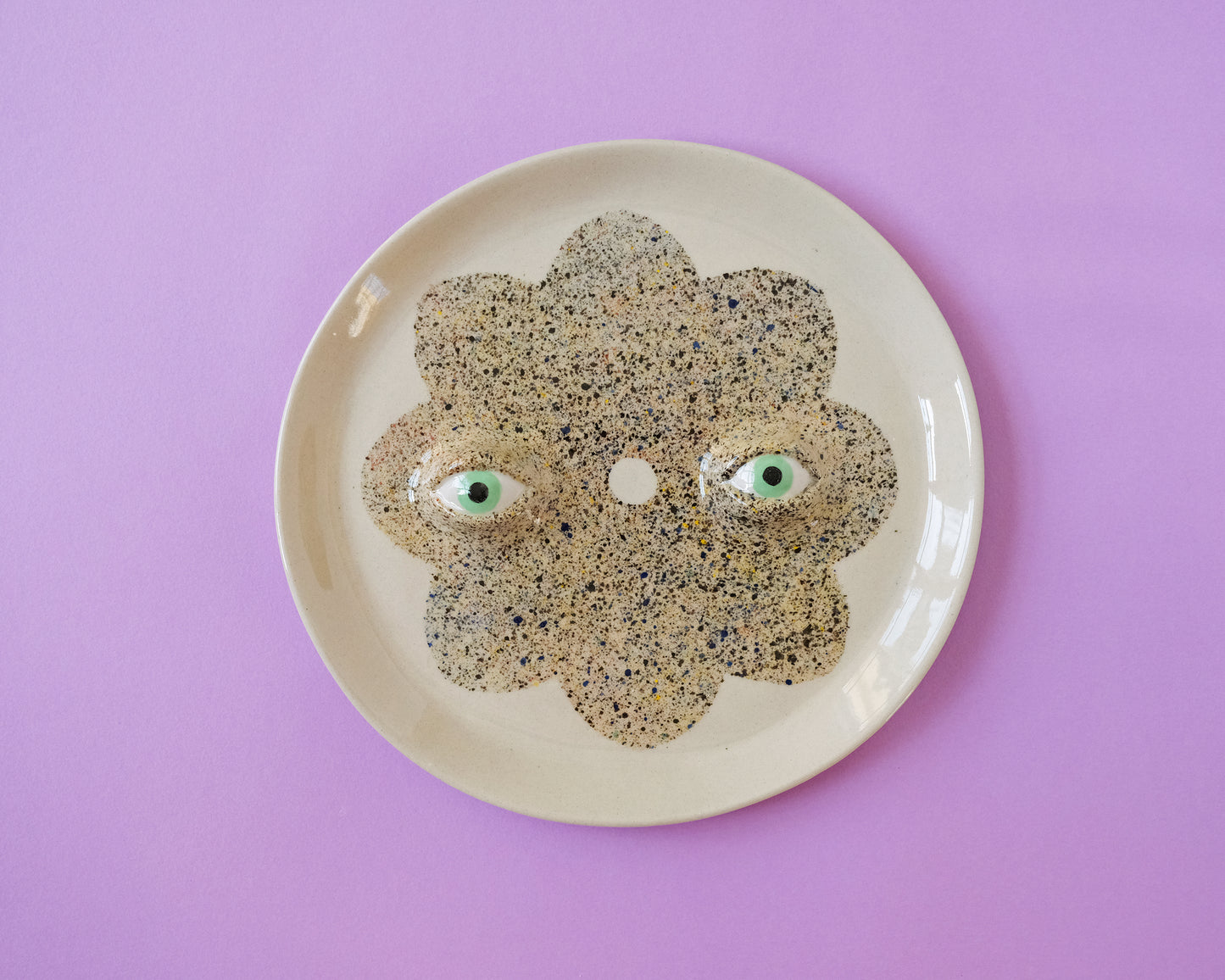 Eyed Plate with a Spray Flower