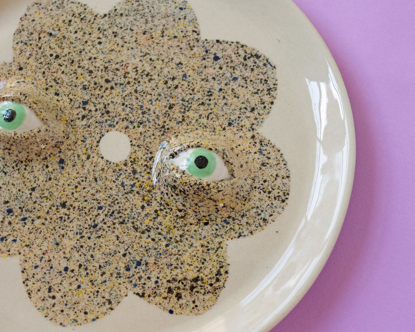 Eyed Plate with a Spray Flower