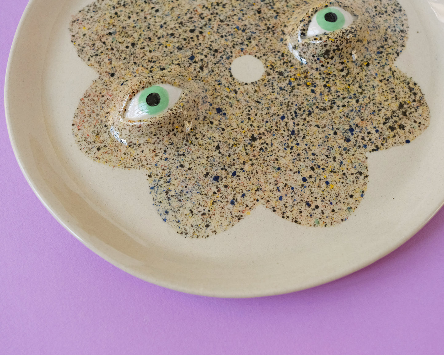 Eyed Plate with a Spray Flower