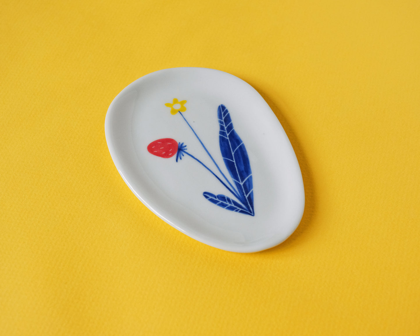 Cute Porcelain Plate (Different variants)