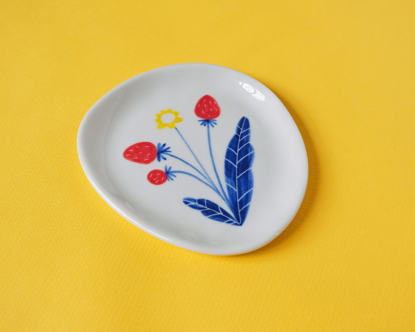 Cute Porcelain Plate (Different variants)