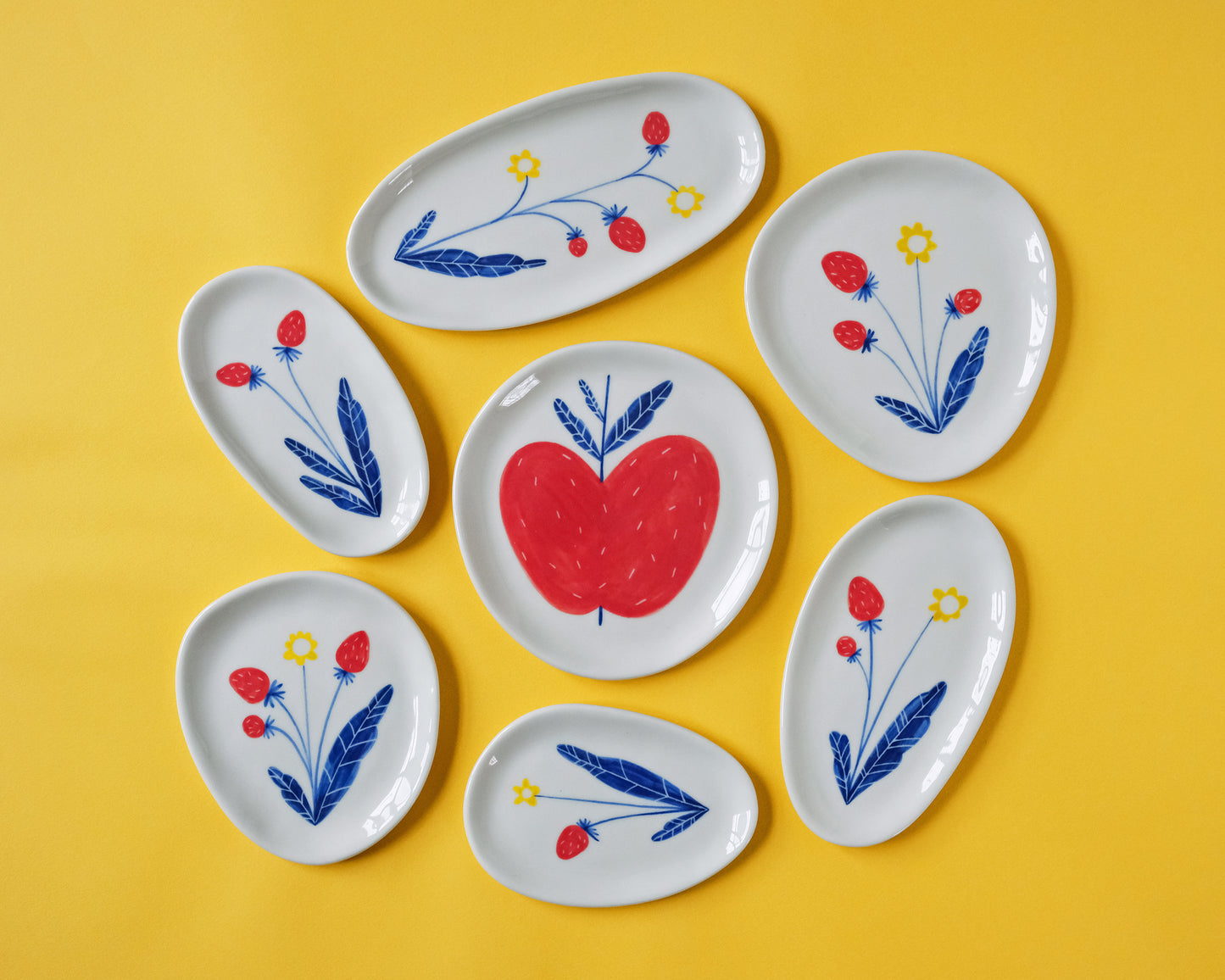 Cute Porcelain Plate (Different variants)