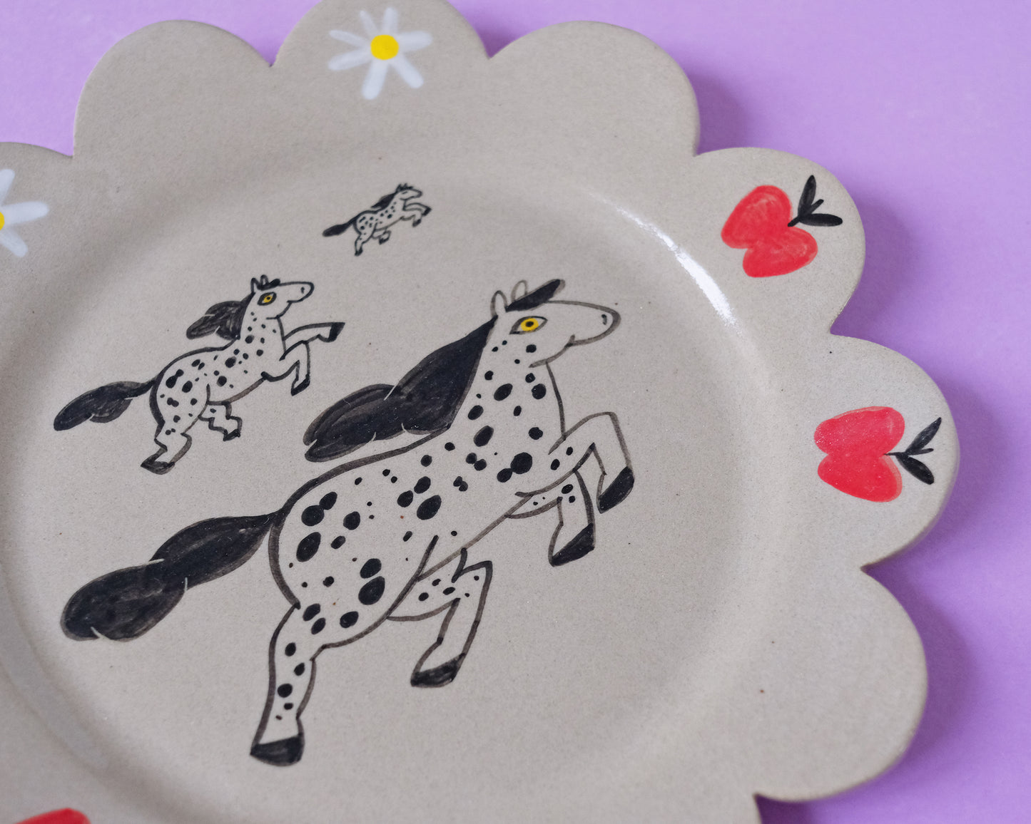 Flower Plate 3 Running Horses