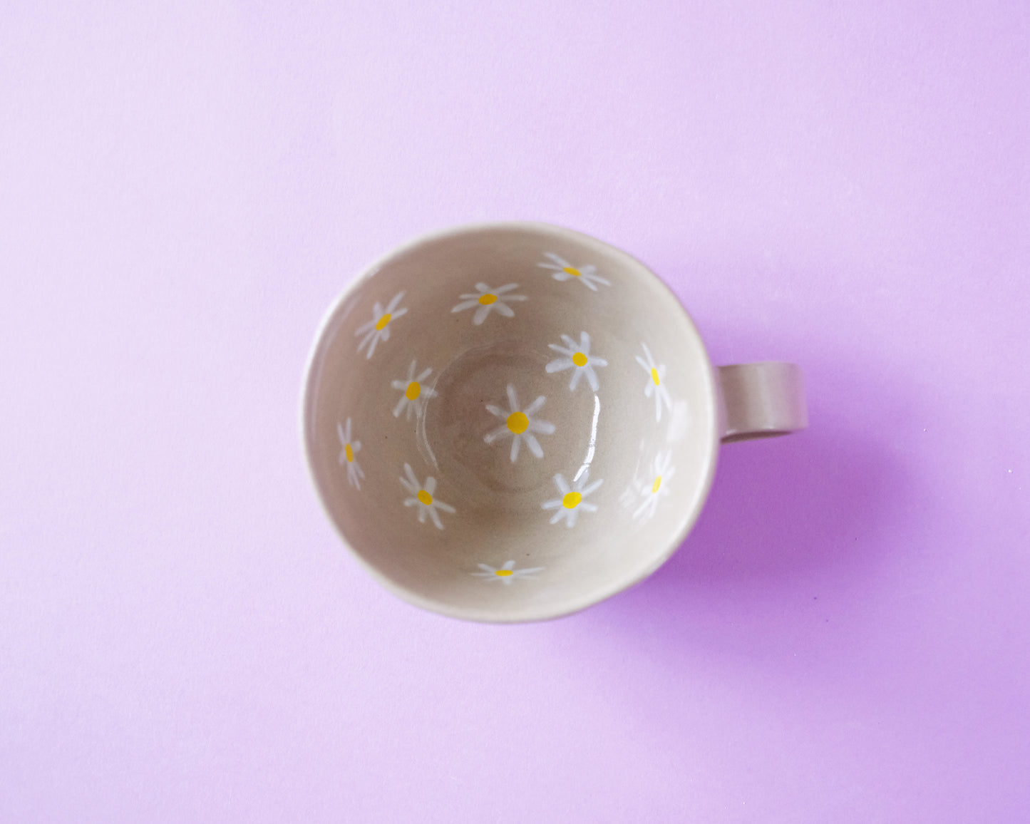 Cup with Tiny Flowers and 2 Running Horses