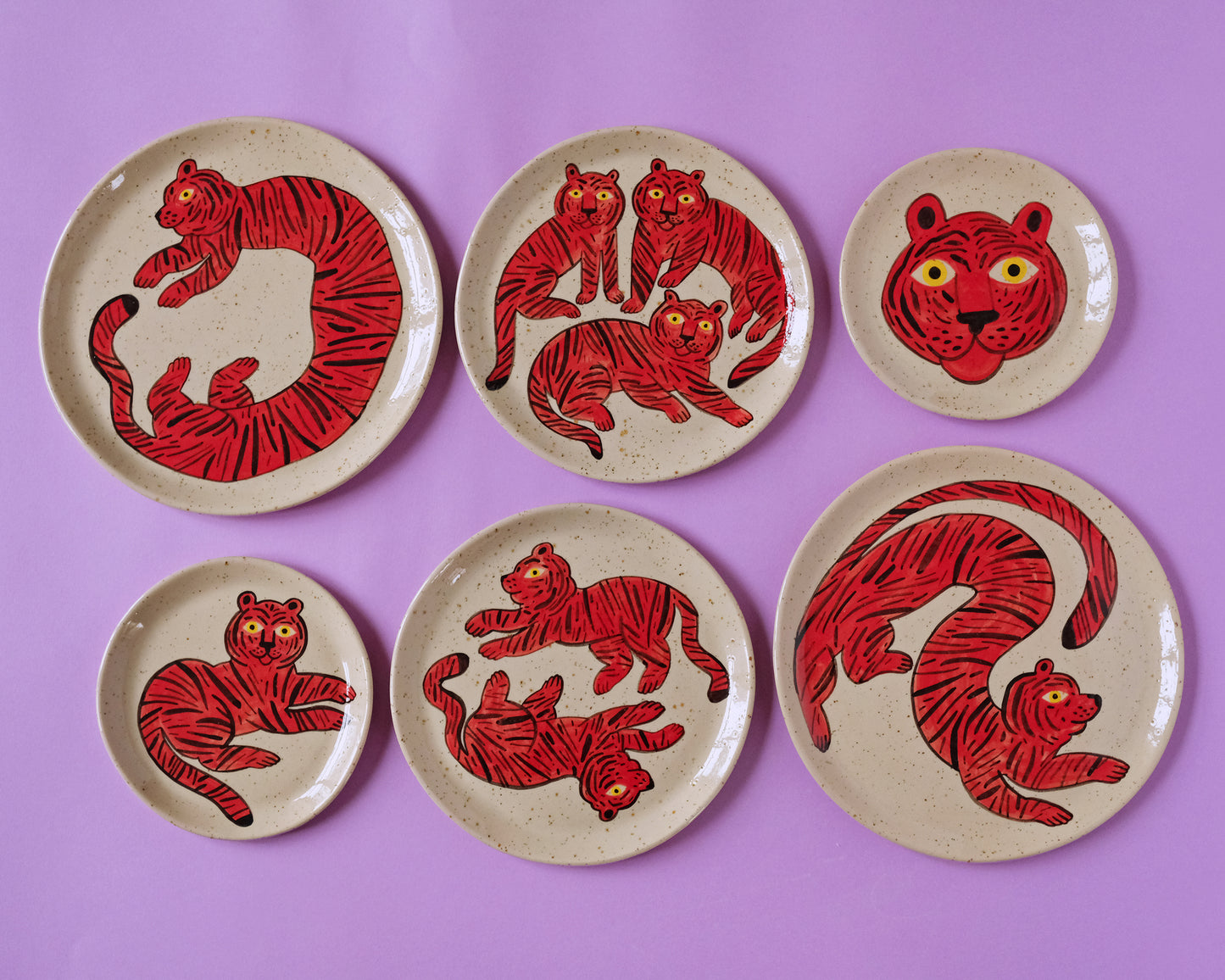 WOW! Tiger Plate Set! 6 Plates