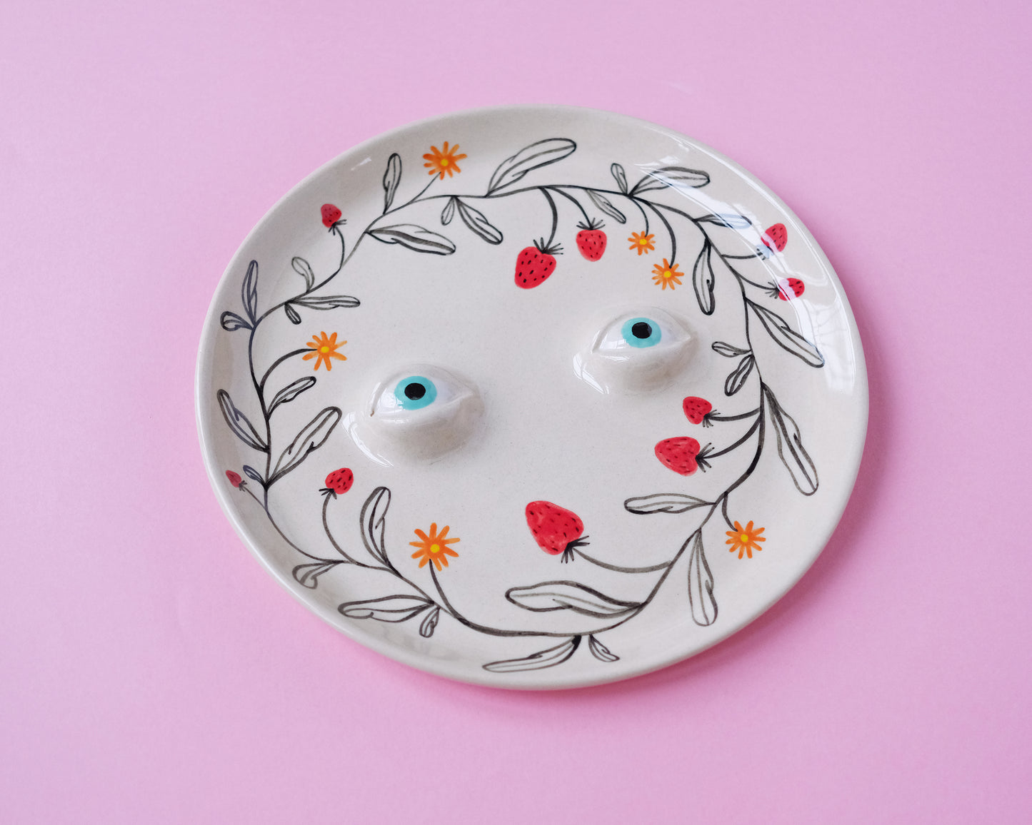 Eyed Plate with Flowers and Strawberries