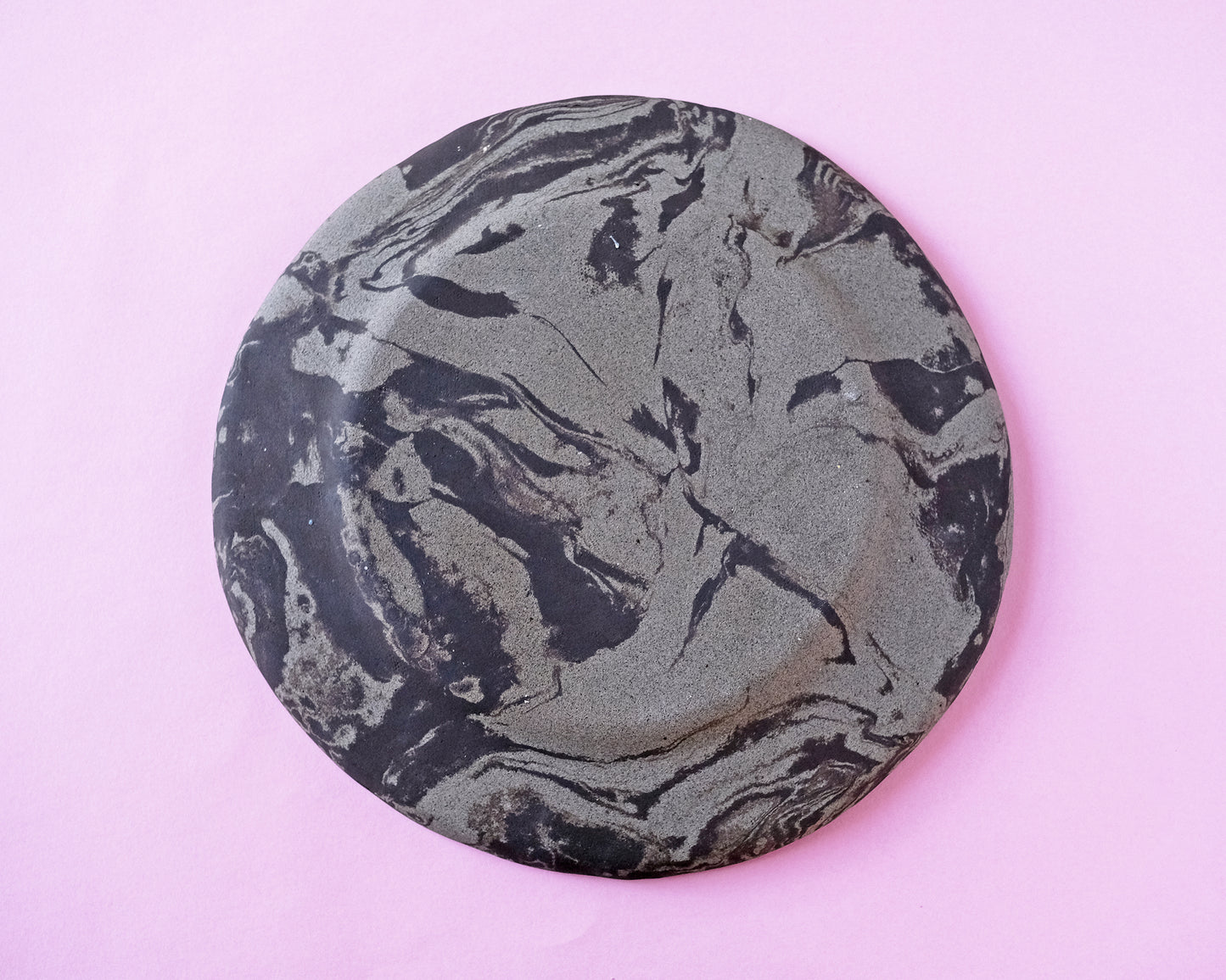 Nerikomi Plate Gray Stone