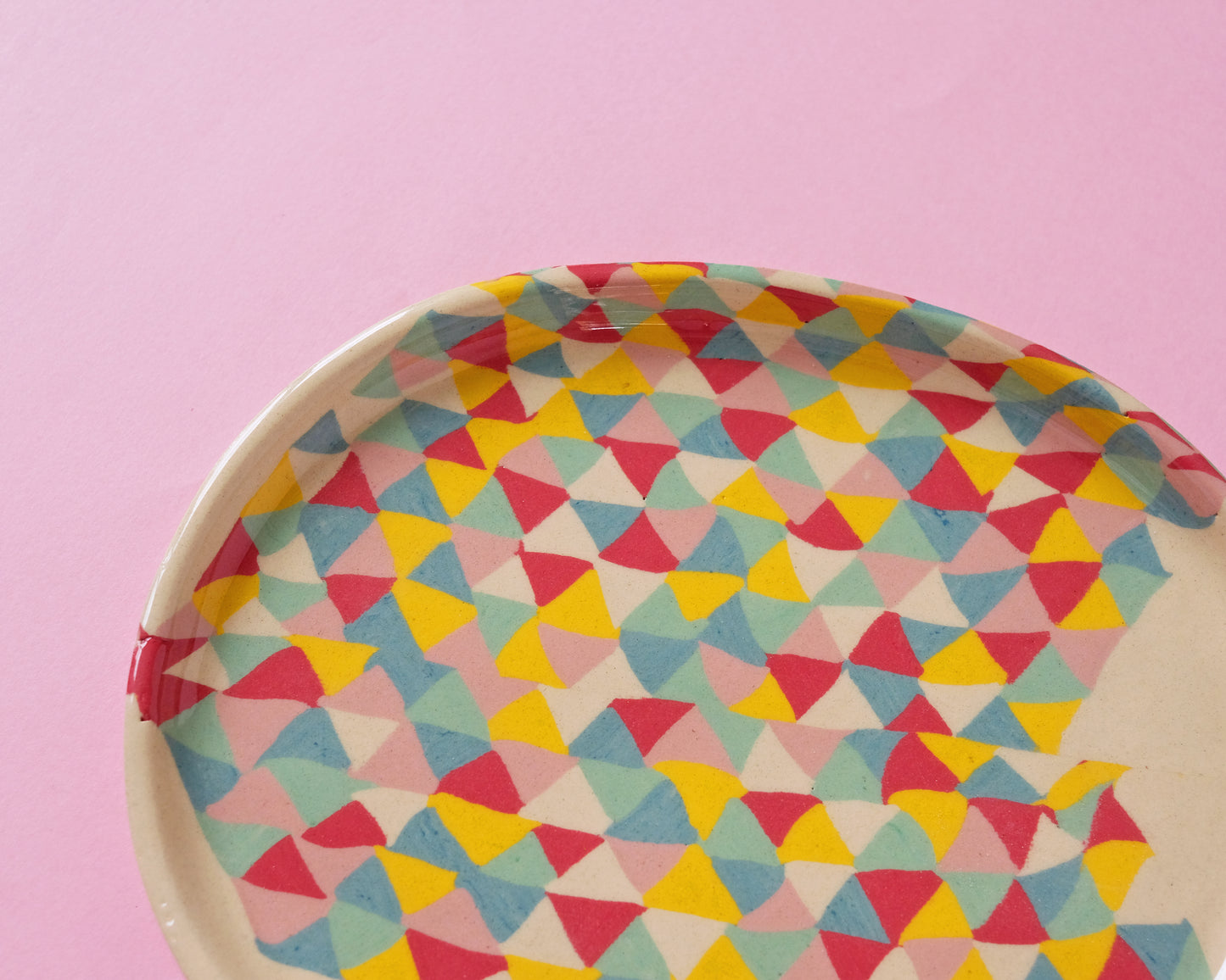 Nerikomi Triangles Medium Plate