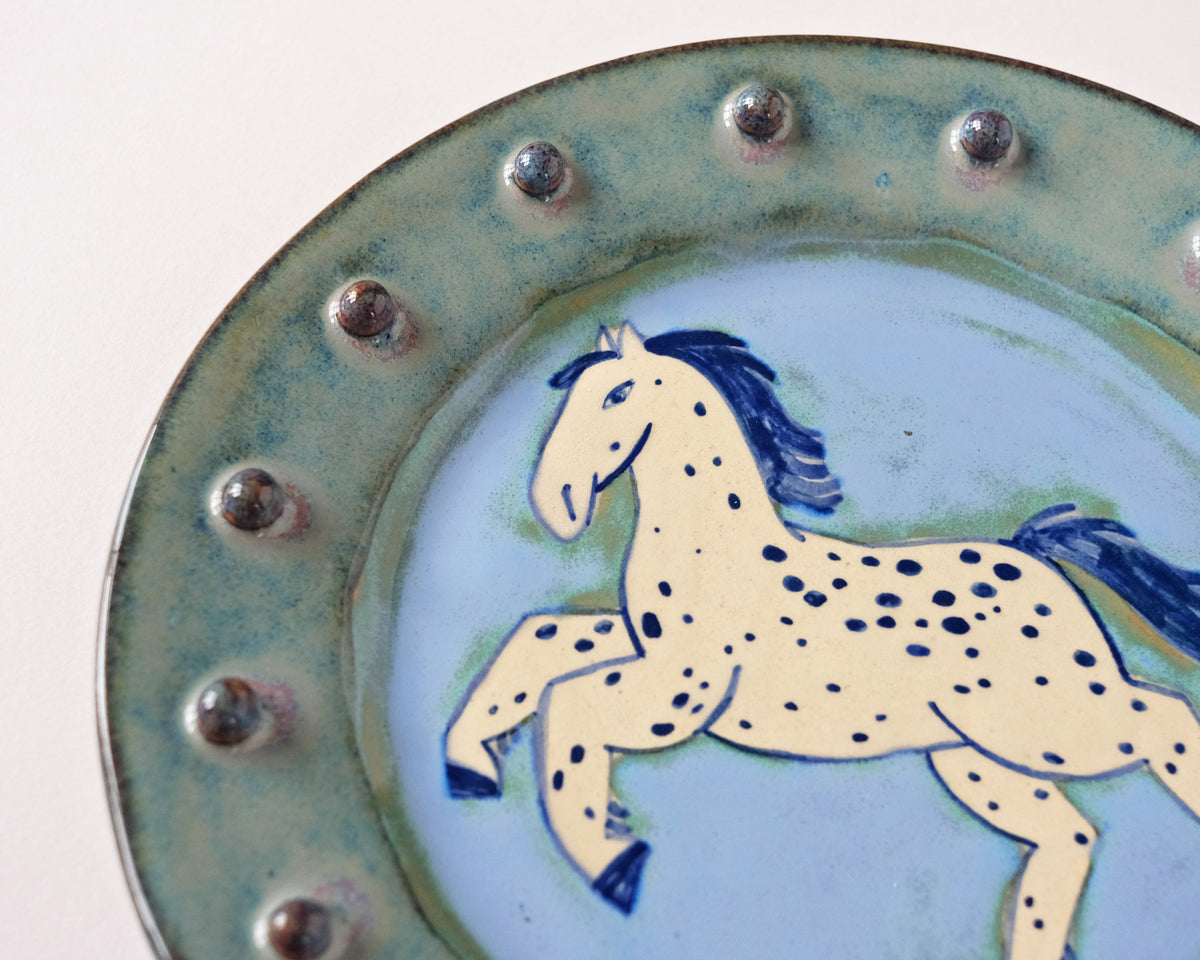 Horse plate